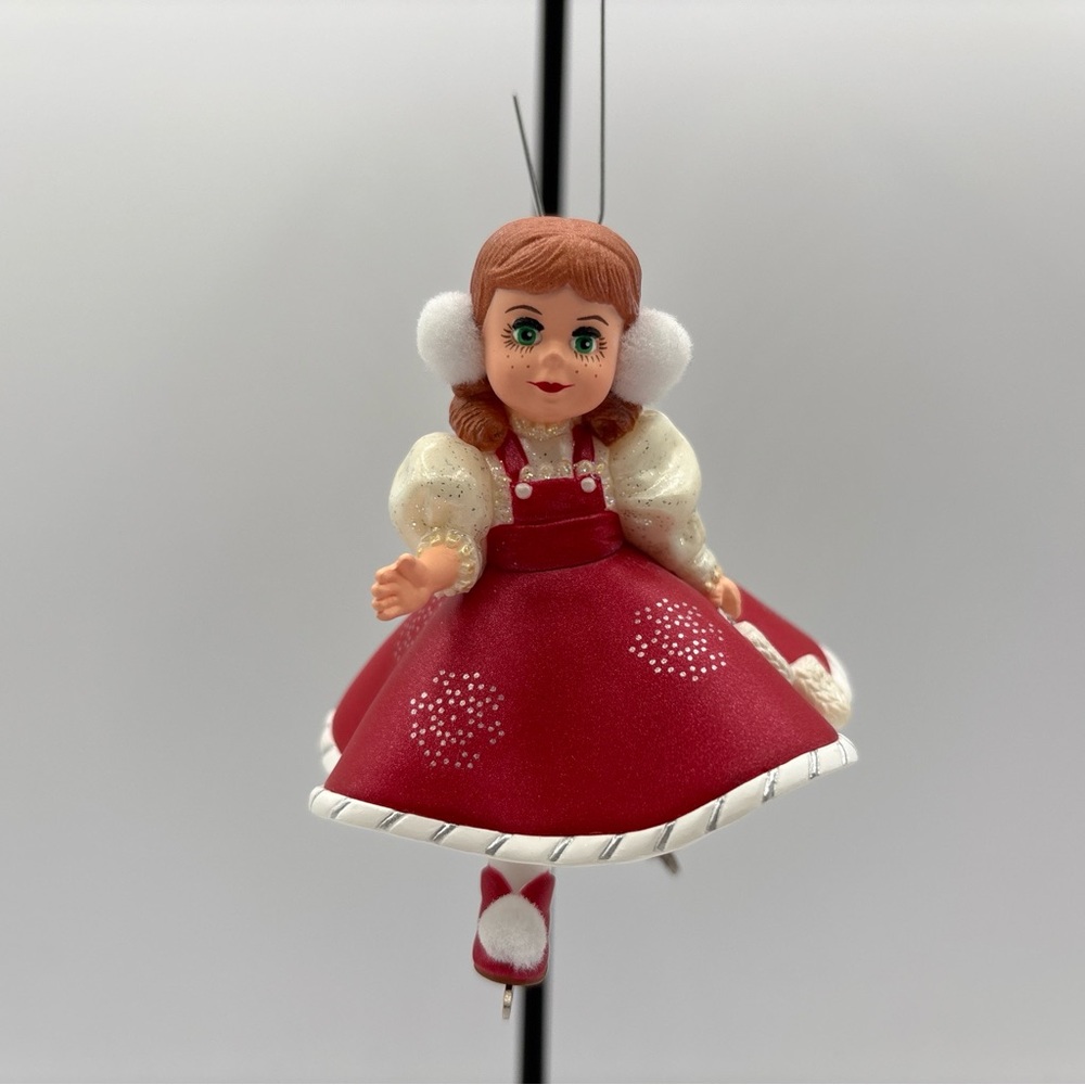 Hallmark Keepsake Ornament Dated 2003 Holiday Snowflake Skater 8th In The Series